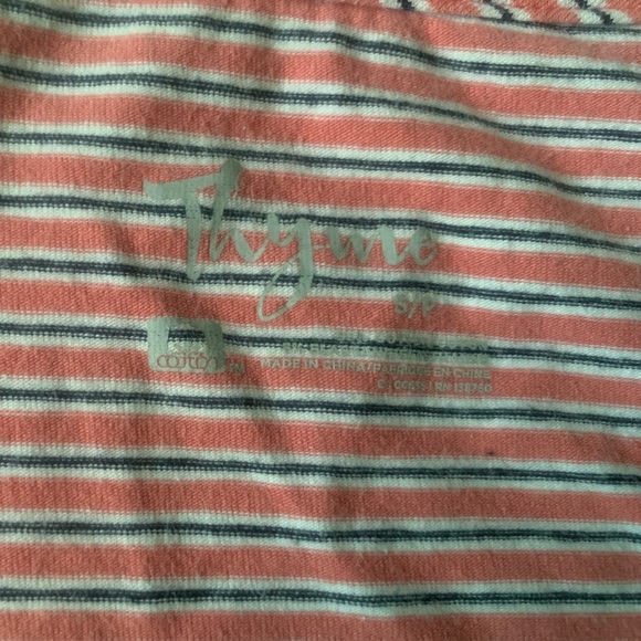 Thyme Maternity Tee - Picture 3 of 4